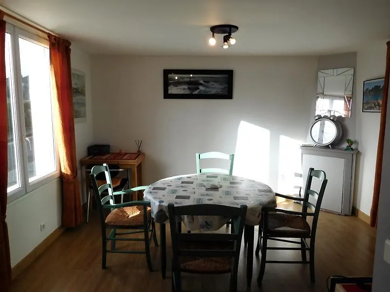 Holiday home Les Gites Bleus De Lannion - Avec Cuisine- France